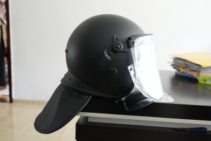 https://www.gyarmor.com/anti-riot-helmet/